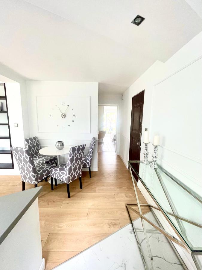Smart Apartment *